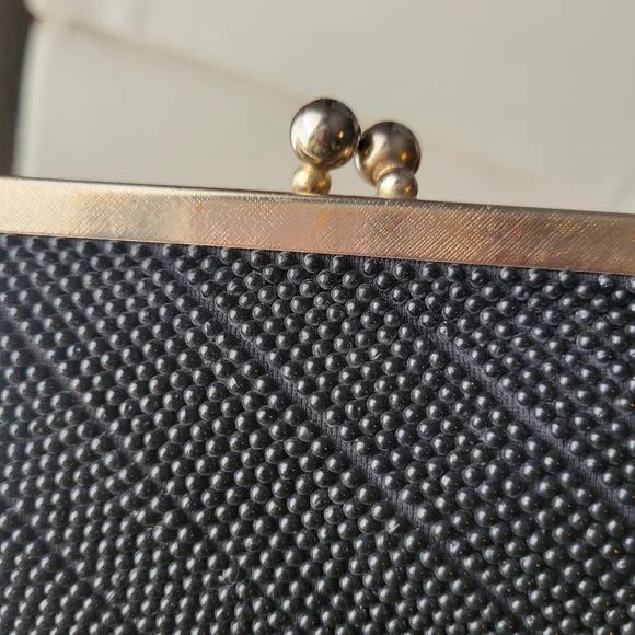 Vintage Beaded Black Clutch Bag Silver Chain Strap ~ 1960? ~ Made in Hong Kong - Picture 6 of 16